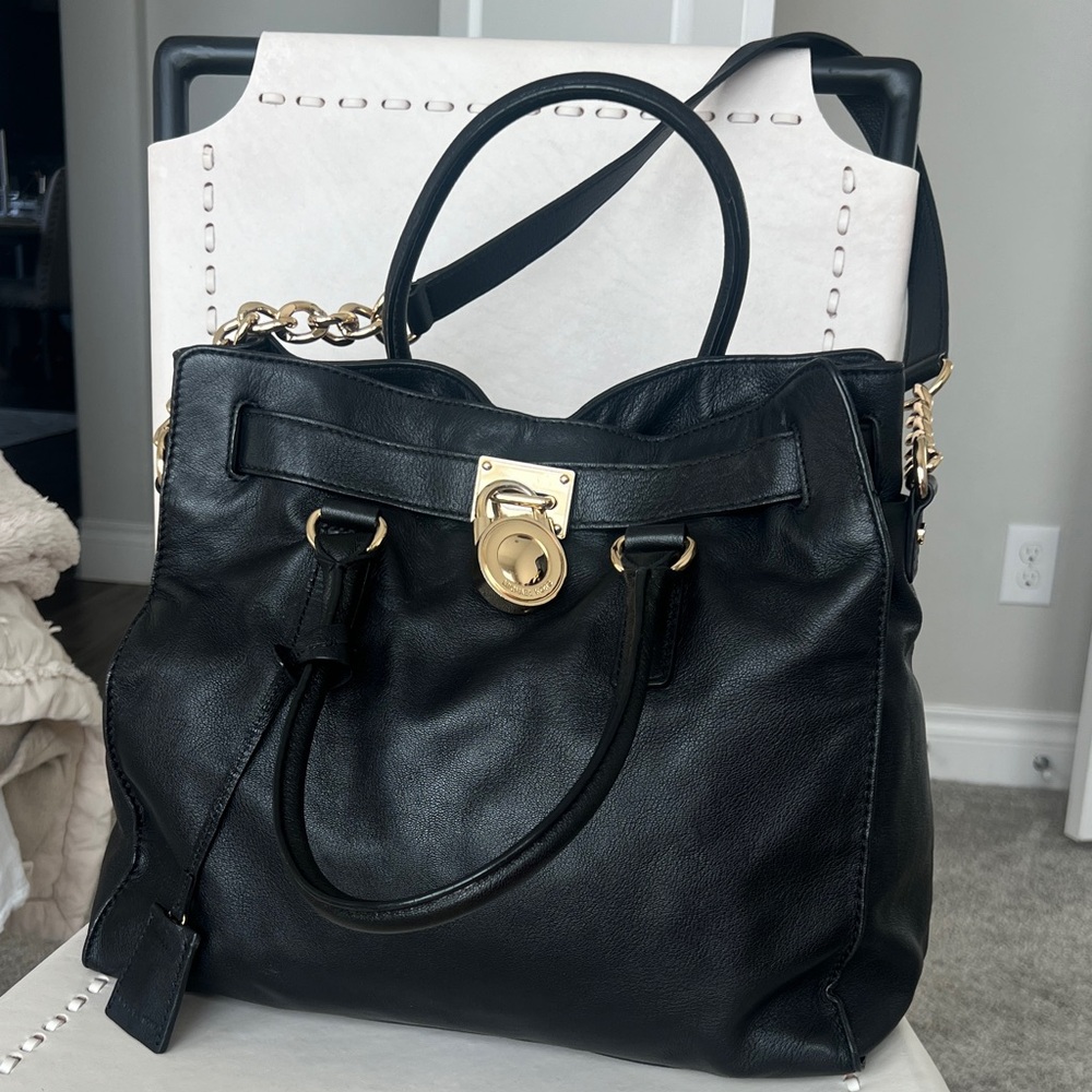 MICHAEL KORS Rare find Hamilton black leather Large Utility Satchel Bag